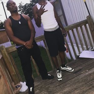 Meet your Posher, Desmond